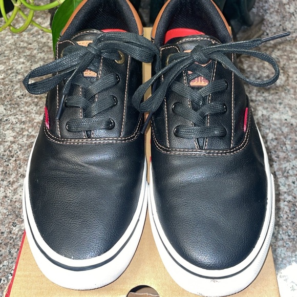 LEVI’S - Picture 1 of 11